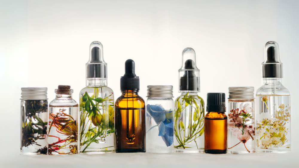 The Benefits of Essential Oils and How to Use Them